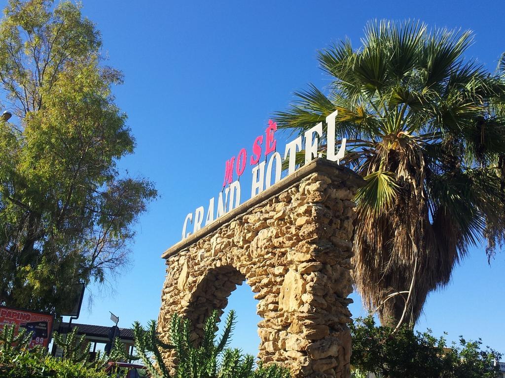 Grand Hotel Mose Villaggio Mose  Bagian luar foto